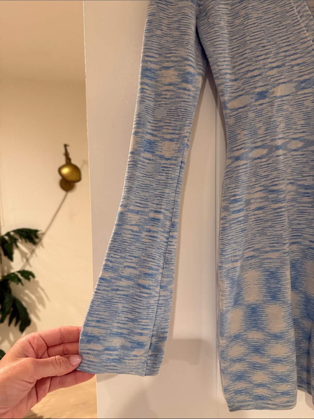 Atoir Light Blue & Cream Knit V-Neck Long Sleeve Dress - Picture 3 of 5